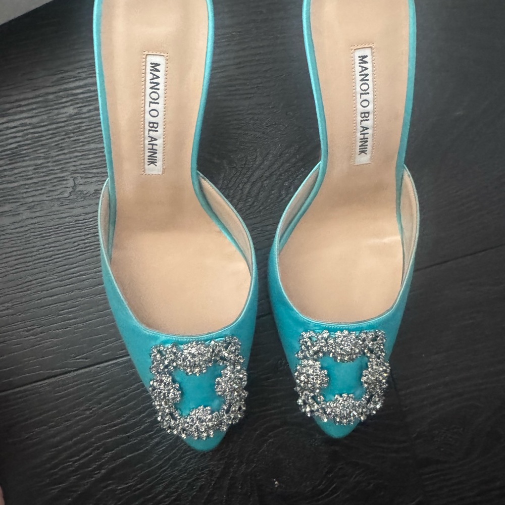 Manolo Blahnik  Blue Satin Hangisi Mules size 37.5
